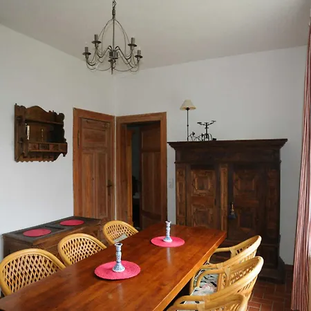 Altes Lotsenhaus Apartment Thiessow