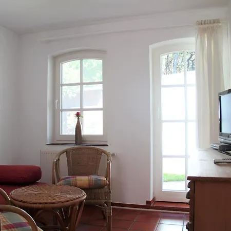 Altes Lotsenhaus * ثيسو