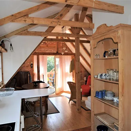 Altes Lotsenhaus Apartament Thiessow