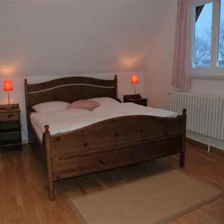 شقة Altes Lotsenhaus