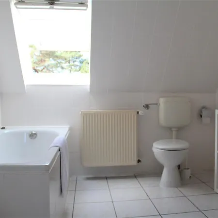 Altes Lotsenhaus شقة