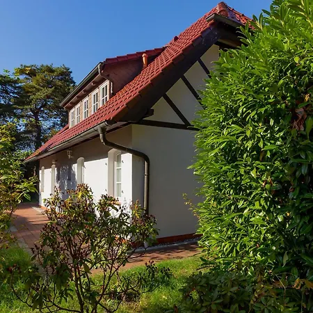 Altes Lotsenhaus Apartament Thiessow