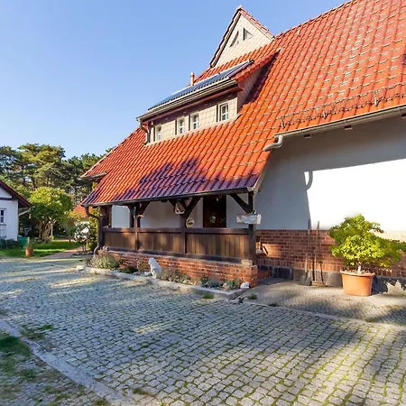 Altes Lotsenhaus * Thiessow